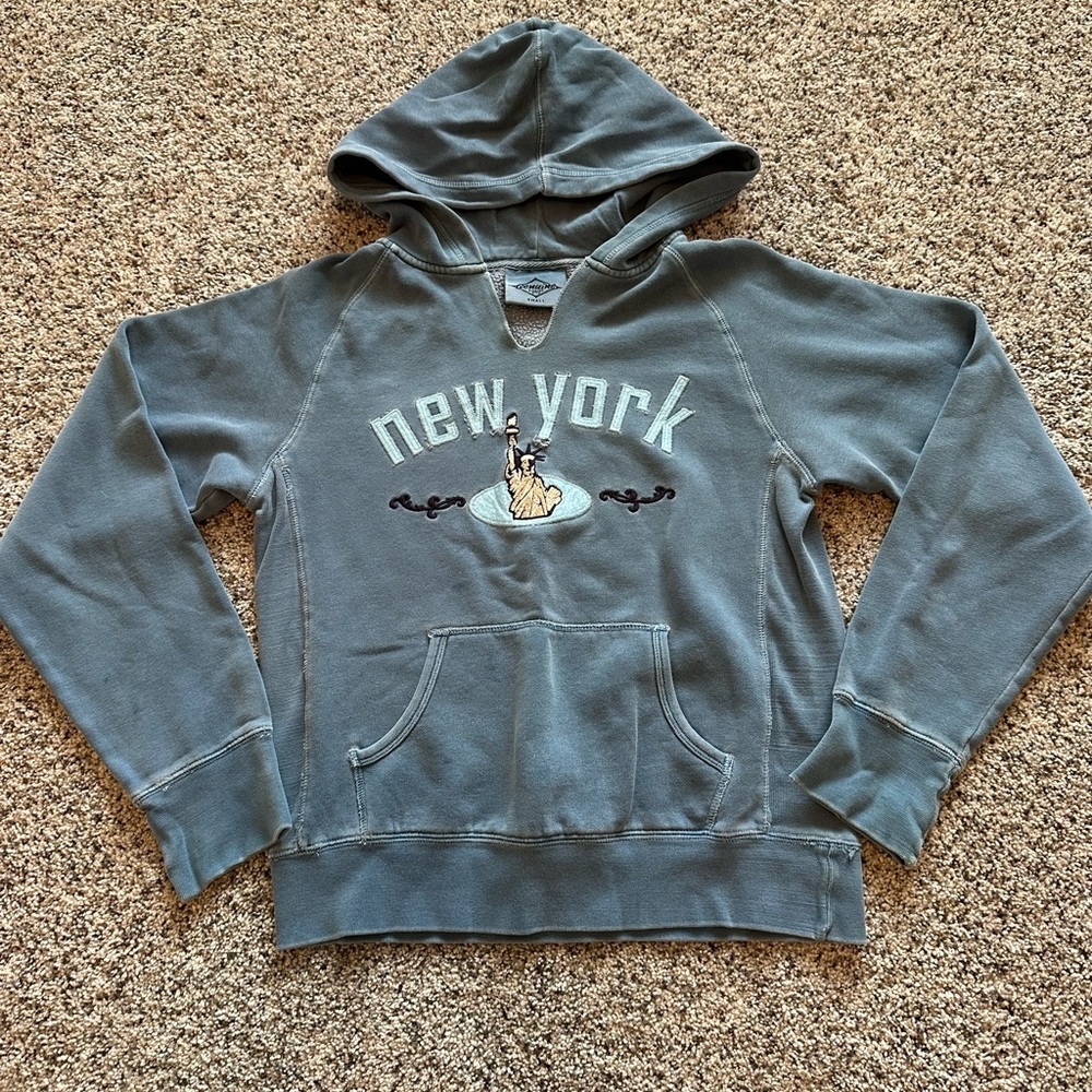 New York sweatshirt